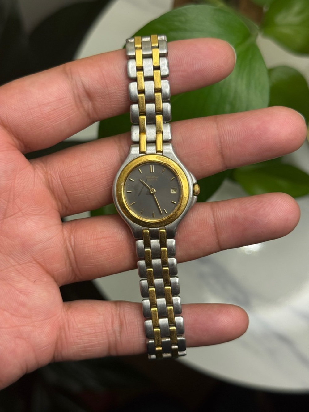Seiko vintage Two-Tone Gold & Silver Women’s Dress Watch